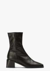 Remi Black Venice